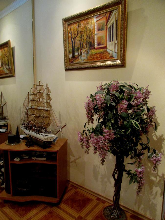 Old Town Otel Izmail Dış mekan fotoğraf