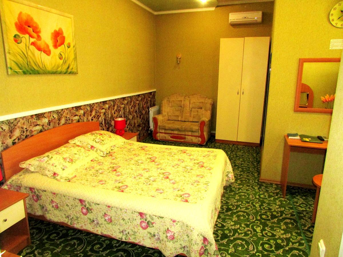 Old Town Otel Izmail Dış mekan fotoğraf